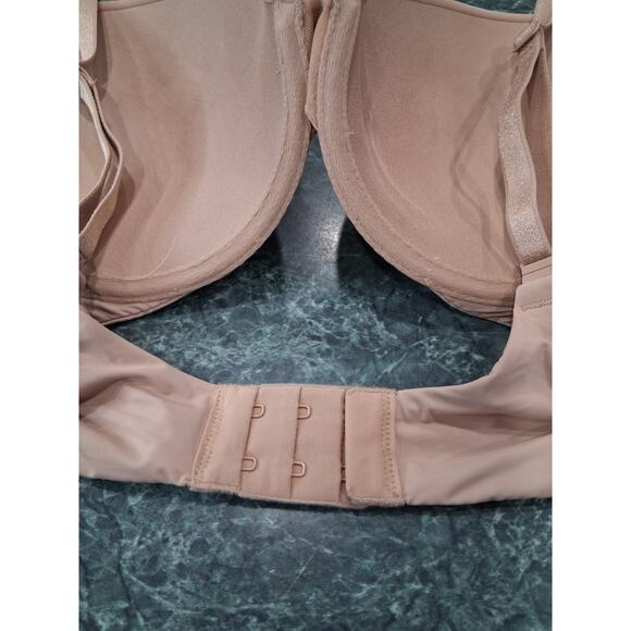 Victoria’s Secret T-shirt Push Up Full Coverage Convertible Bra Beige Nude 36C - Picture 10 of 10
